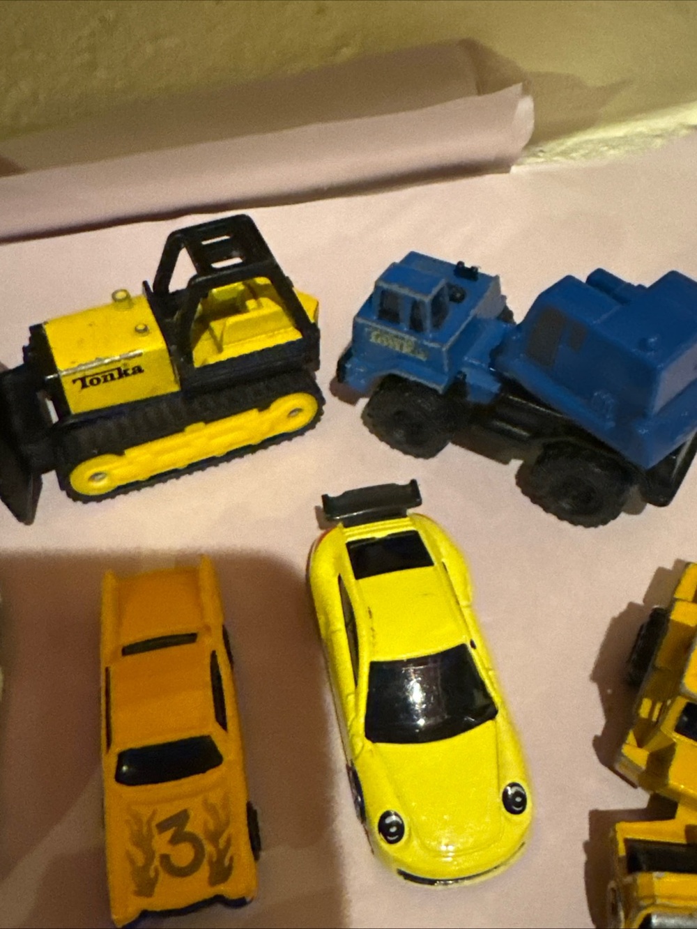 Assorted Kids Toy Cars - Multi-Color Vehicle Collection - Picture 8 of 16